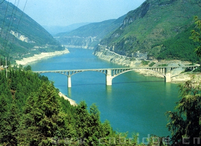 羅依溪橋