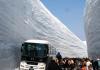 日本“雪墻公路”對外開放 兩側積雪20米